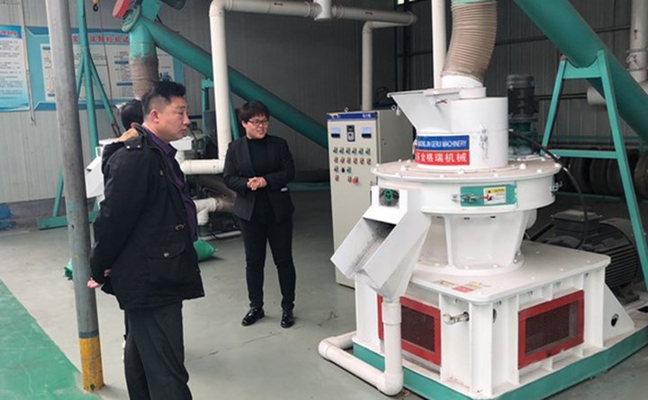 木屑顆粒機(jī)試機(jī)專區(qū).jpg 木屑顆粒機(jī)試機(jī)專區(qū).jpg