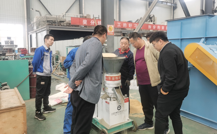 了解飼料顆粒機(jī)制粒過程.jpg 了解飼料顆粒機(jī)制粒過程.jpg