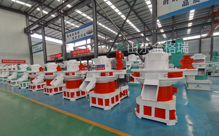 木屑制粒機.jpg 木屑制粒機.jpg