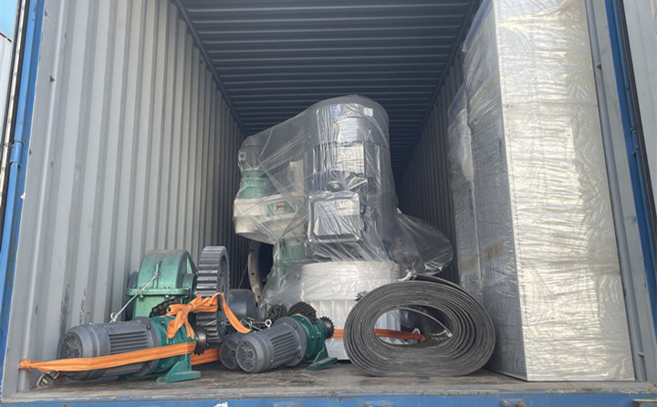 木屑顆粒機.jpg 木屑顆粒機.jpg