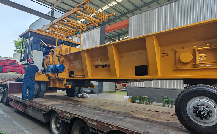 移動式破碎機發(fā)貨.jpg 移動式破碎機發(fā)貨.jpg
